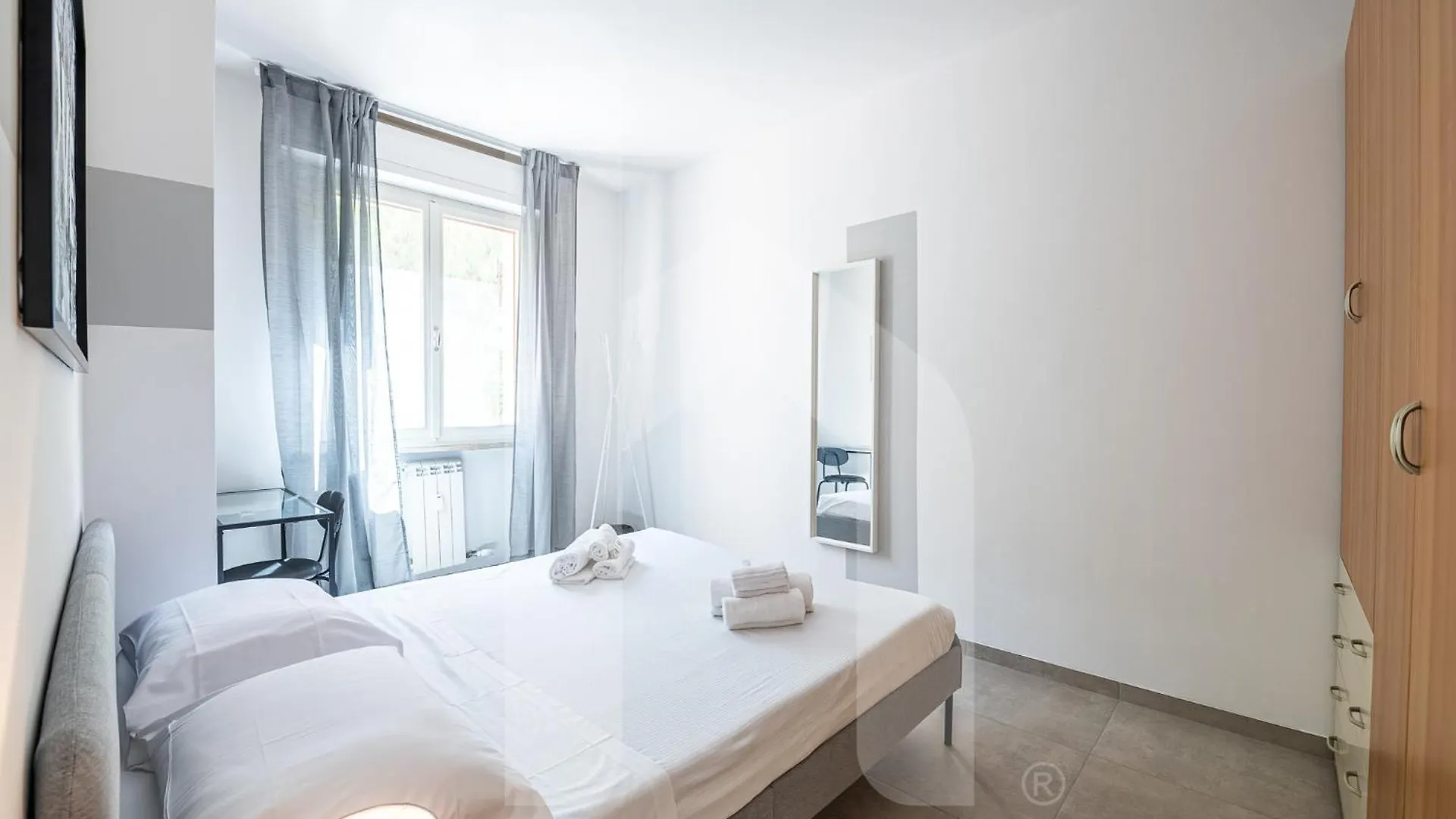 Homiday - New House - Pisa Aeroporto - Free Parking Apartment 0*,