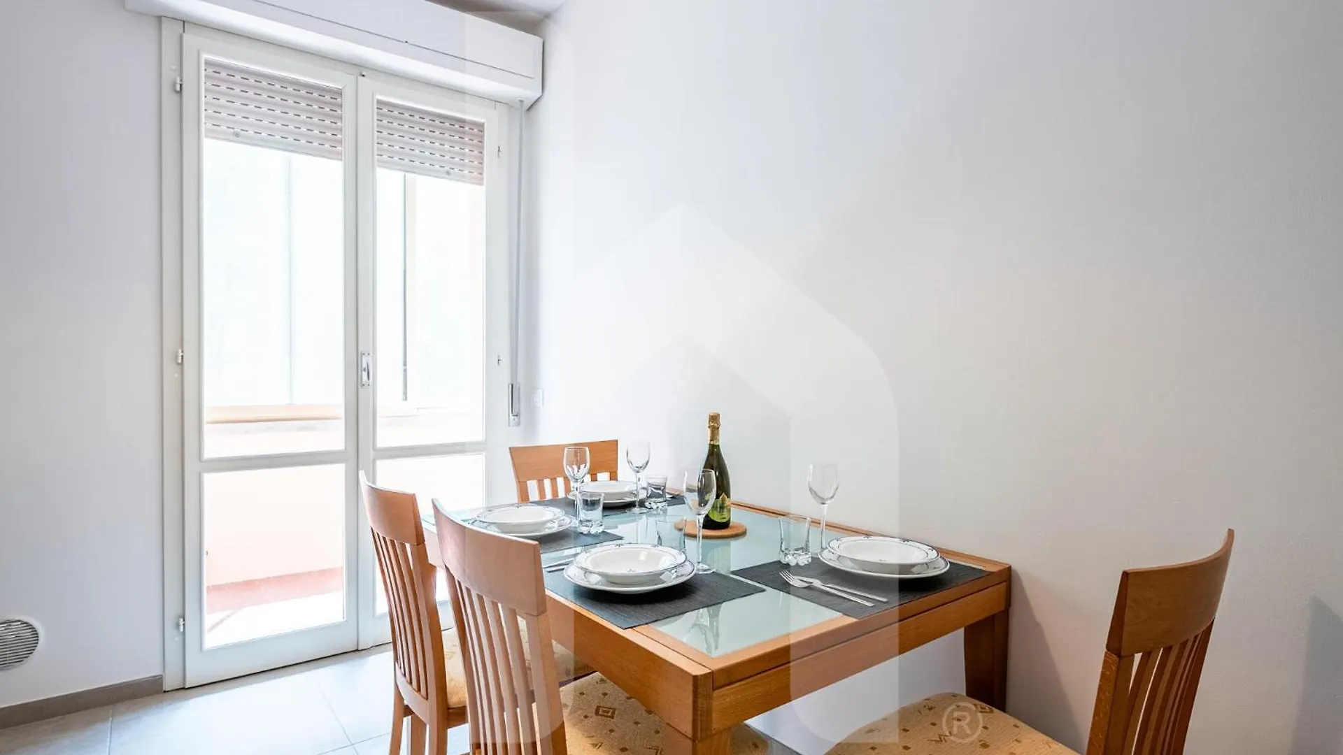 Appartamento Homiday - New House - Pisa Aeroporto - Free Parking