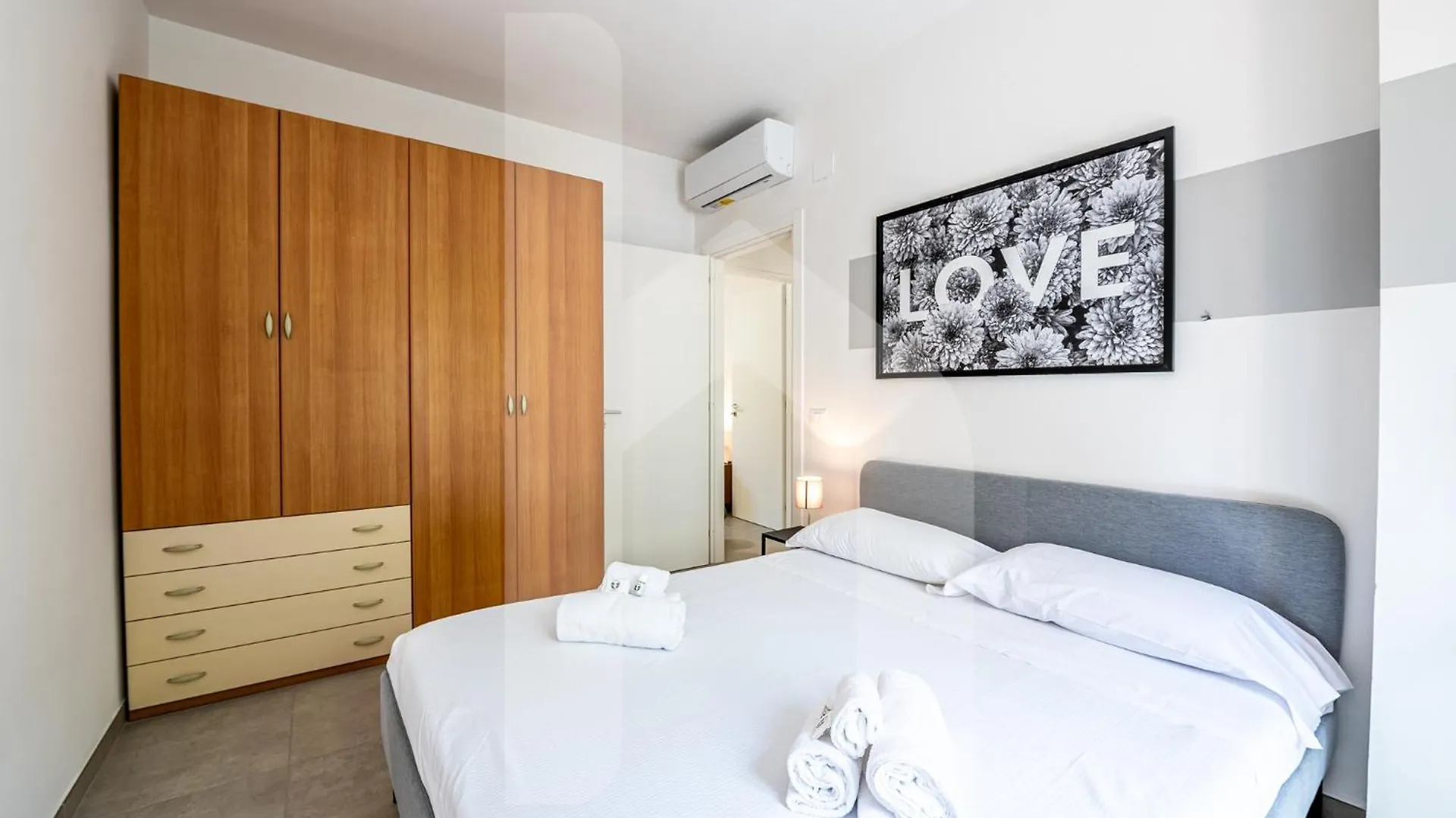 Appartamento Homiday - New House - Pisa Aeroporto - Free Parking